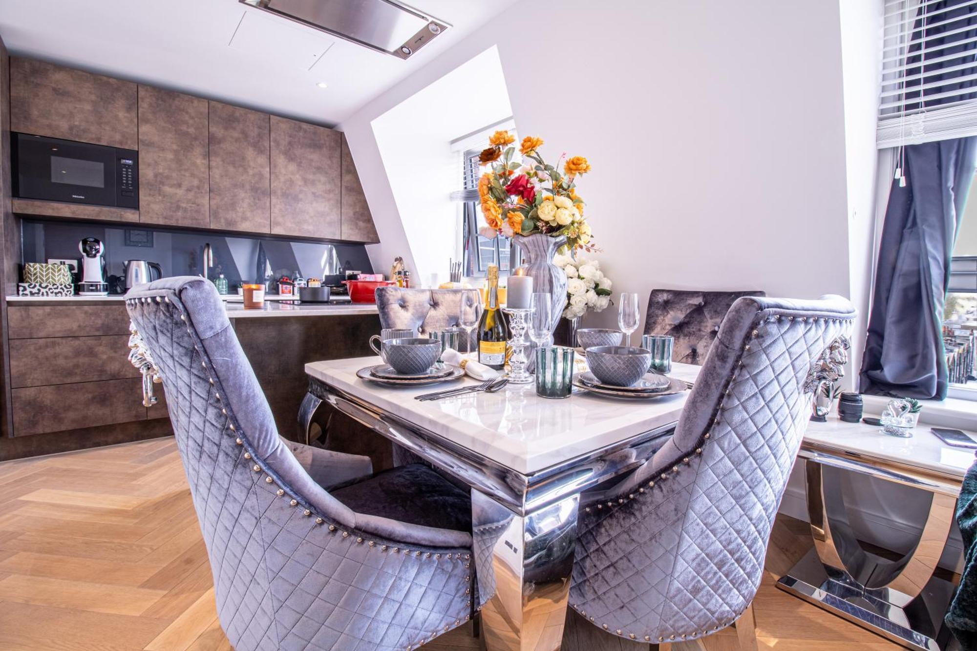Luxurious 1-Bedroom Penthouse In Marble Arch 71 Лондон Екстер'єр фото