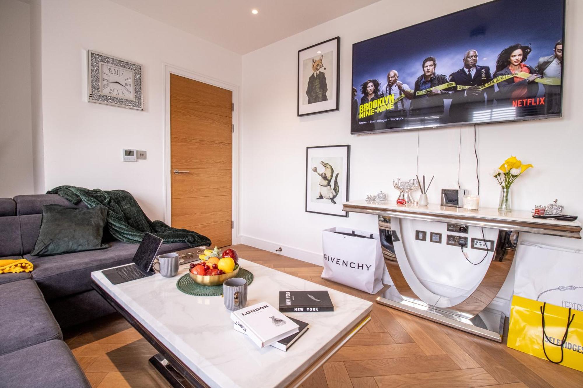 Luxurious 1-Bedroom Penthouse In Marble Arch 71 Лондон Екстер'єр фото
