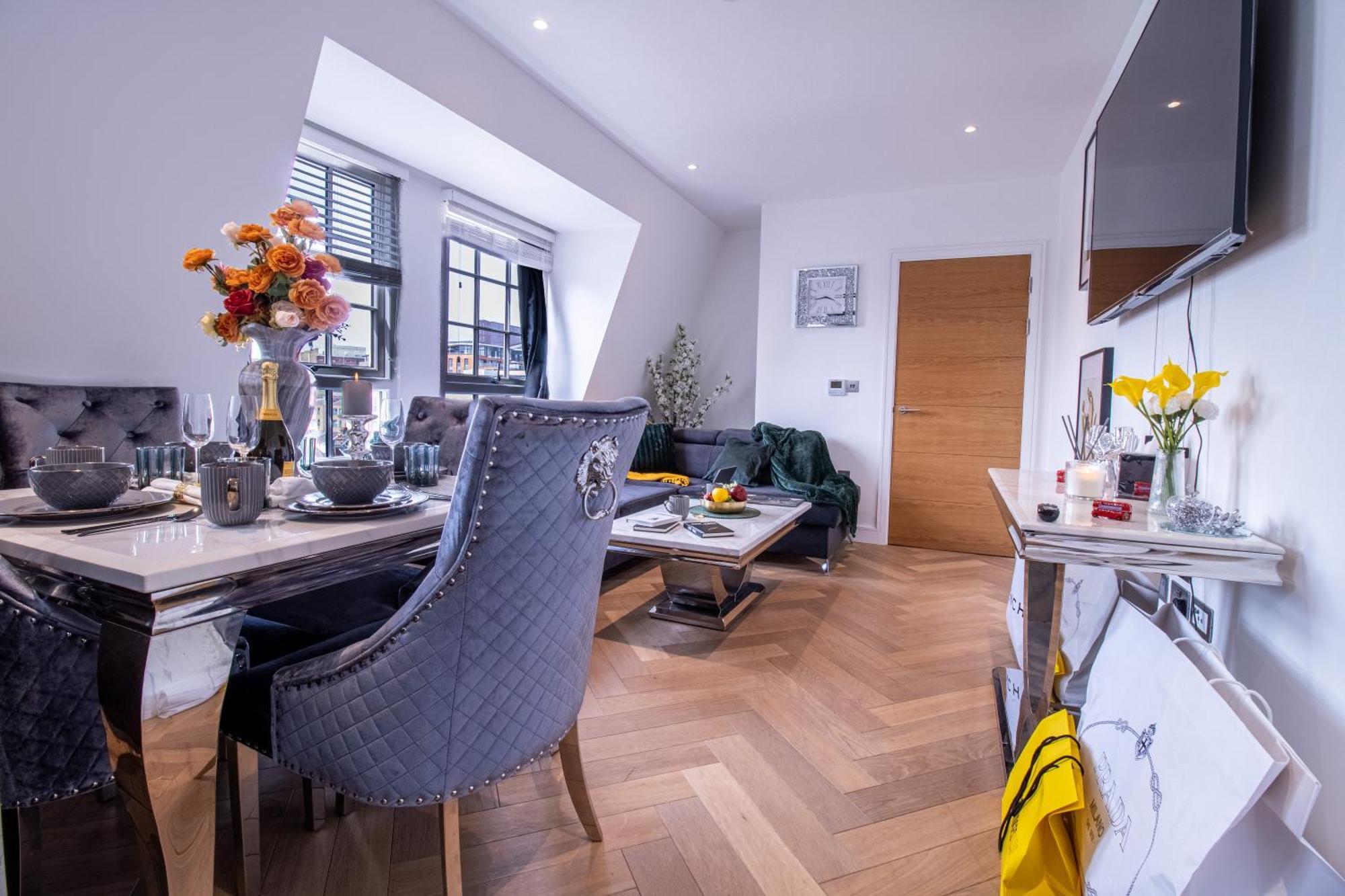 Luxurious 1-Bedroom Penthouse In Marble Arch 71 Лондон Екстер'єр фото