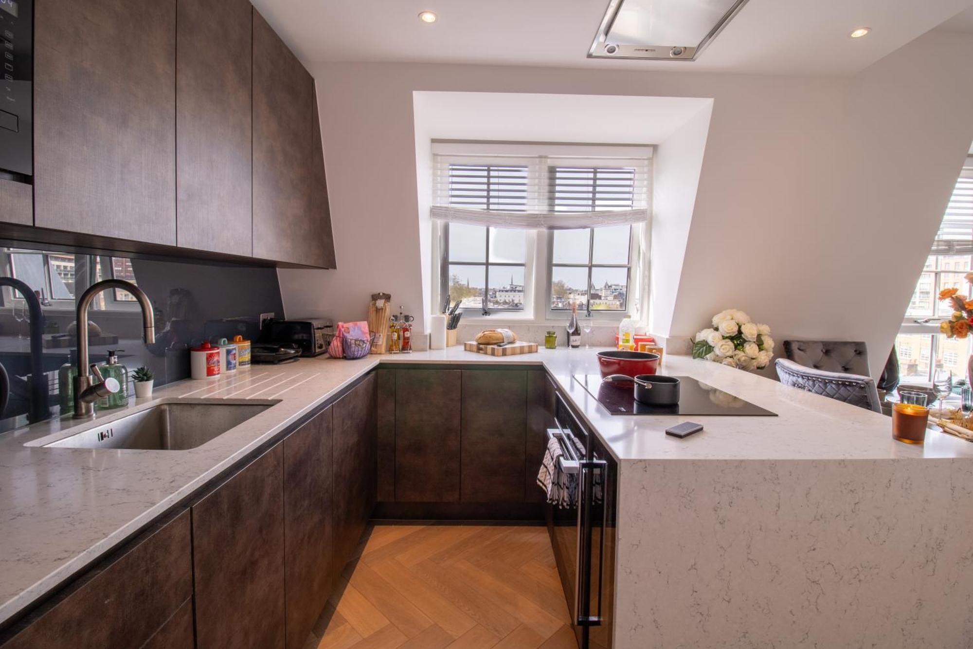 Luxurious 1-Bedroom Penthouse In Marble Arch 71 Лондон Екстер'єр фото