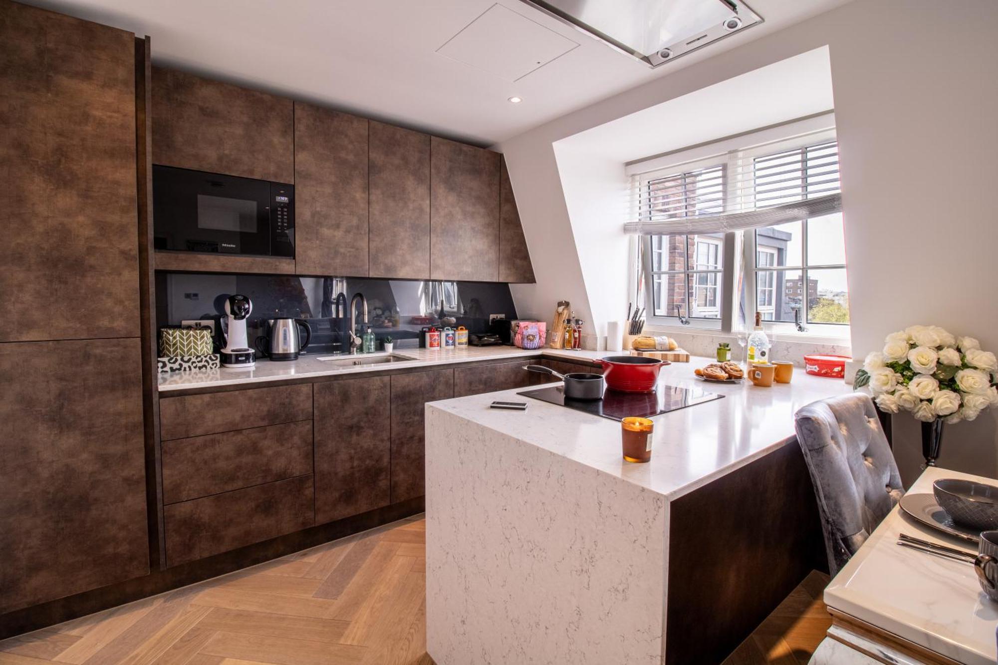 Luxurious 1-Bedroom Penthouse In Marble Arch 71 Лондон Екстер'єр фото
